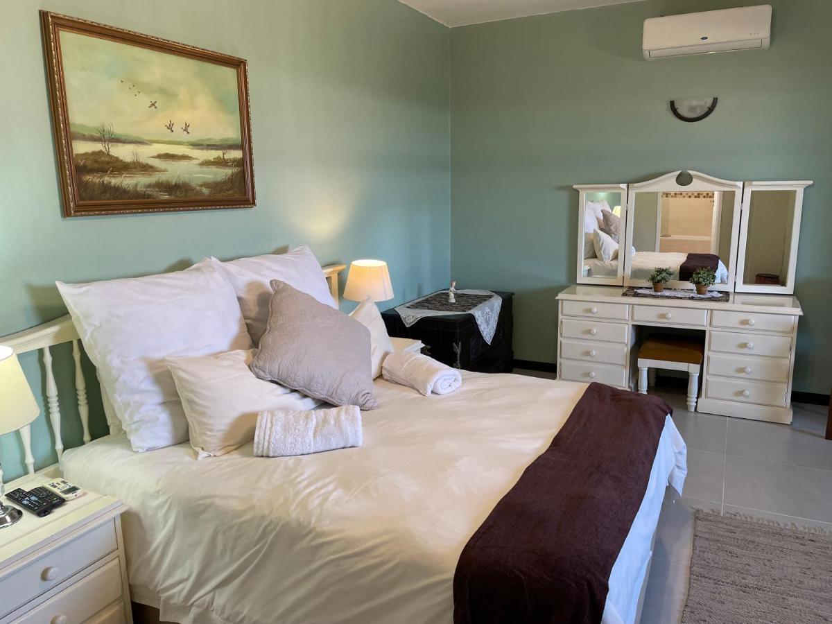 Eden Rose Manor B&B La Mercy Buitenkant foto