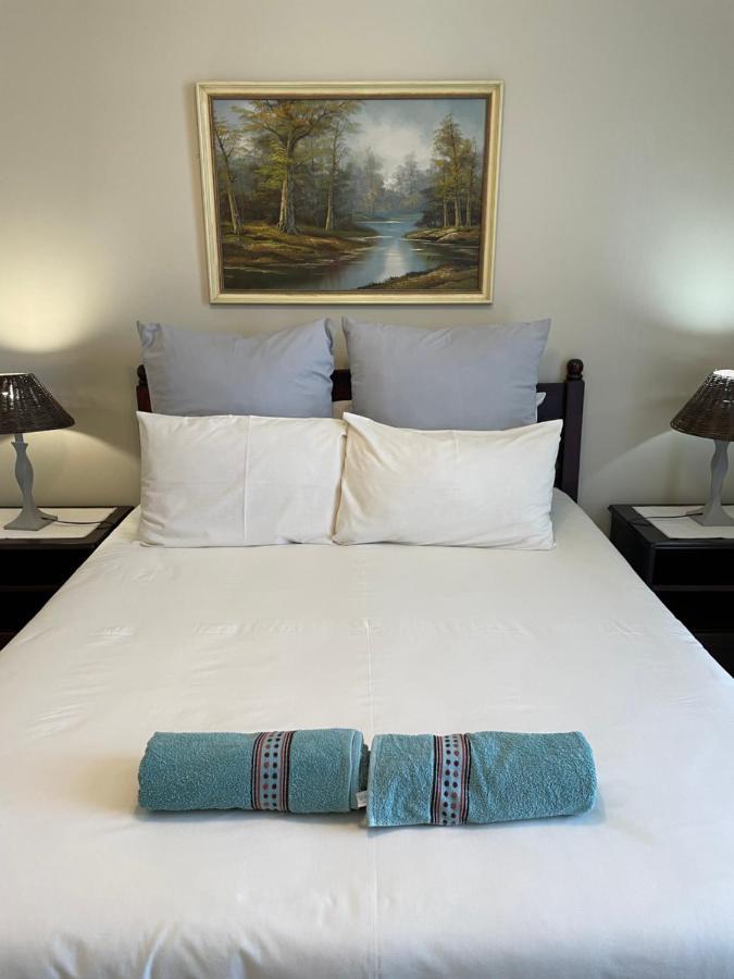 Eden Rose Manor B&B La Mercy Buitenkant foto